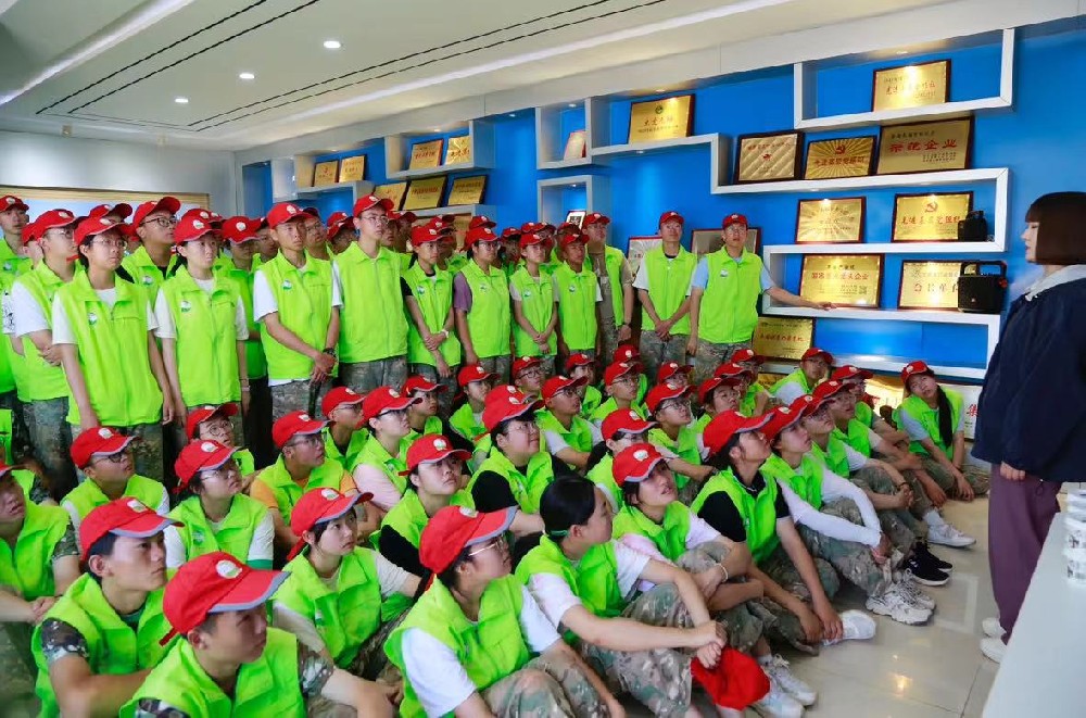 认识565net必赢客户端，收获成长——张掖二中组织高一学生参加565net必赢客户端集团石岗墩牧场研学活动