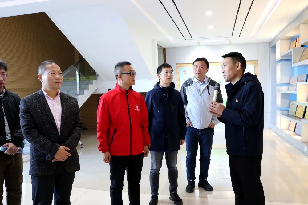 省政协驻澳门委员到甘肃565net必赢客户端集团调研