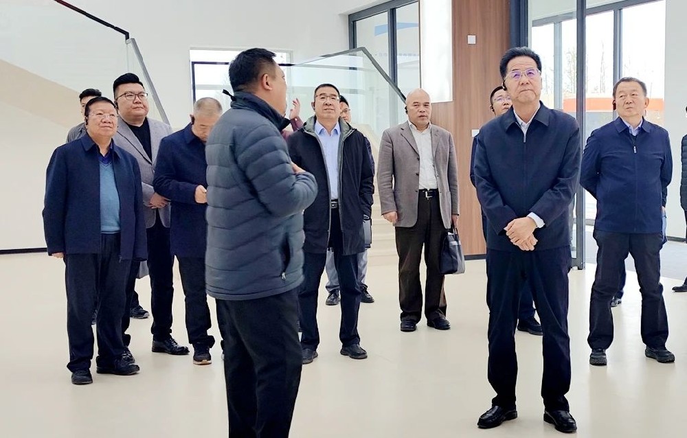 省人大常委会副主任戴超到甘肃565net必赢客户端集团传祁甘味乳业调研