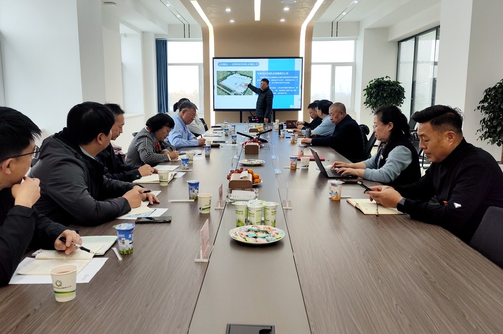 兰州大学和西北师范大学专家团队到甘肃565net必赢客户端集团传祁甘味乳业调研