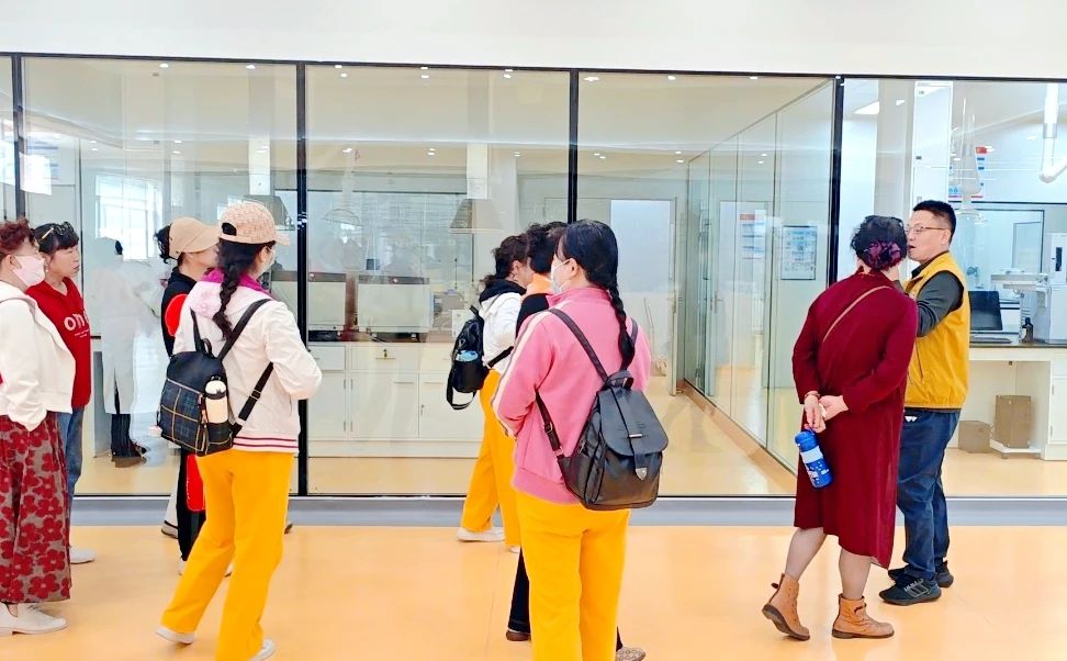 “这么近，这么纯，周末来传祁甘味”成为新时尚