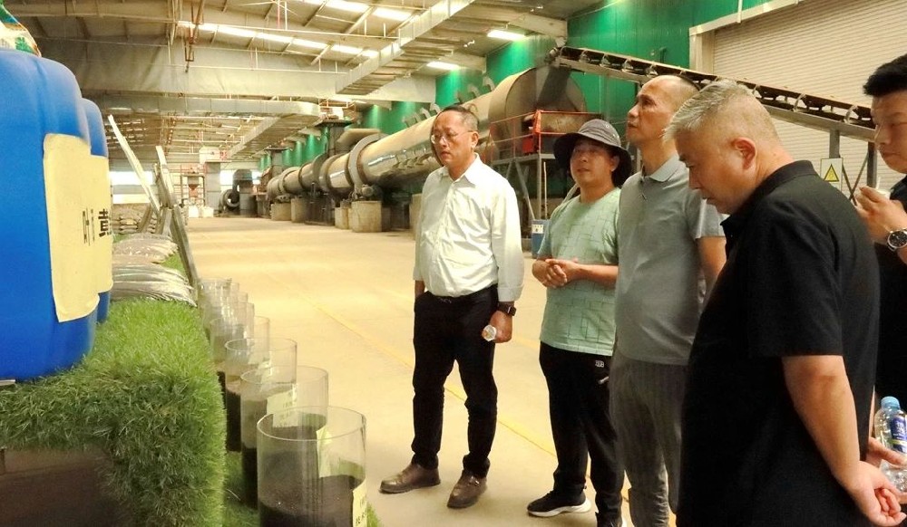 上海华丰生物科技公司董事长廖文泰到甘肃565net必赢客户端生物科技公司考察