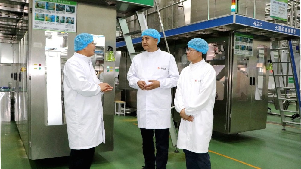 蔡吉鹏 | 用新质生产力掀开乳业发展新篇章