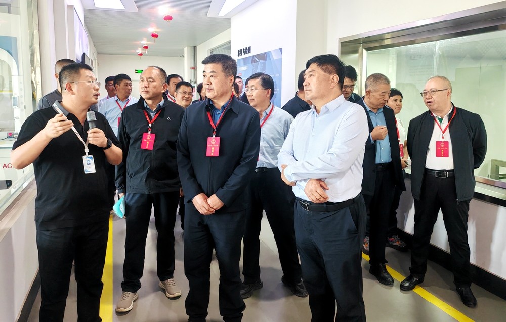 市人大代表到甘肃传祁乳业视察代表建议办理情况