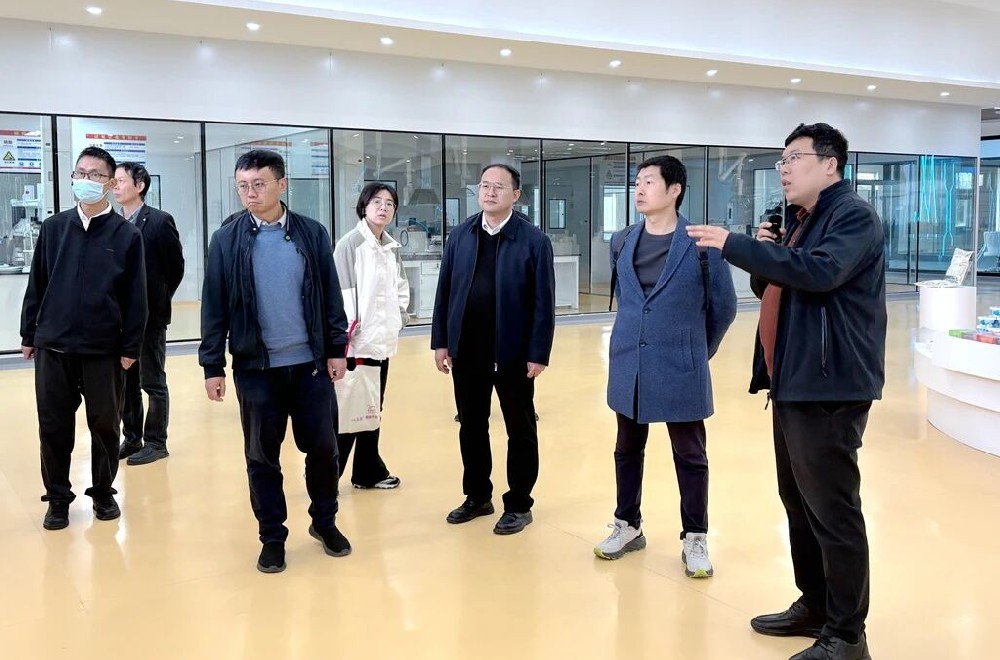 兰州市工信局和科学技术局联合调研组到甘肃传祁甘味乳业开展专题调研​