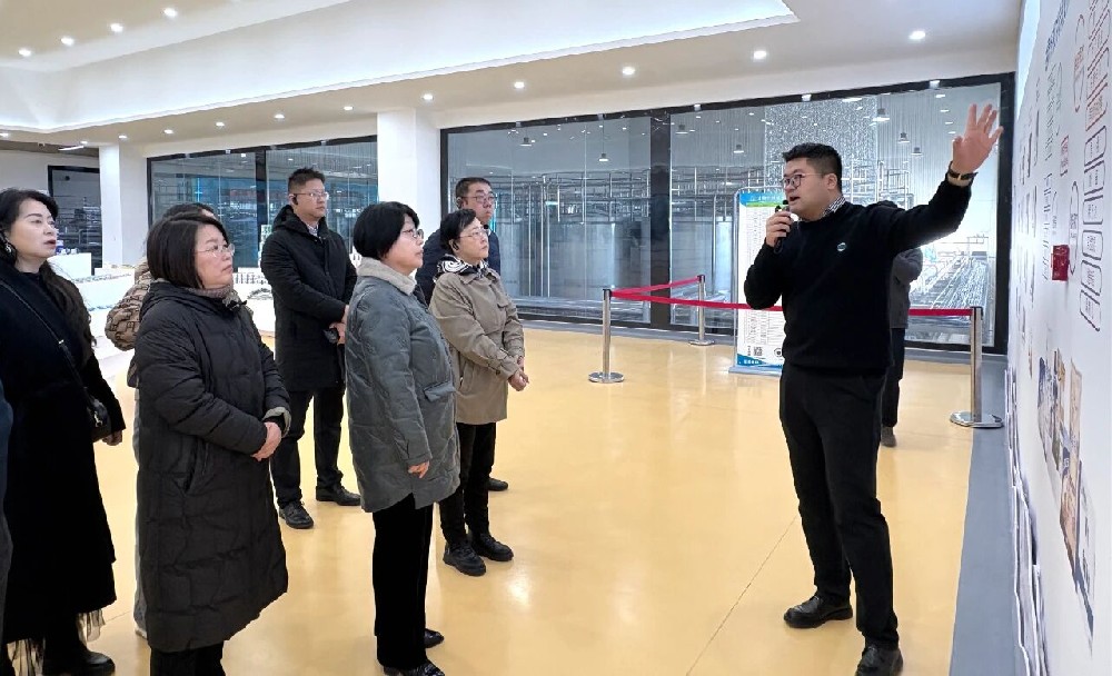 九三学社兰州市委会到甘肃传祁甘味乳业调研