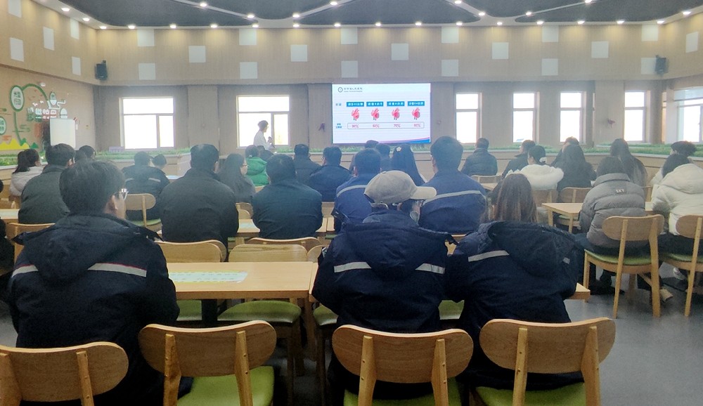 甘肃传祁甘味乳业邀请省人民医院到厂区开展义诊活动