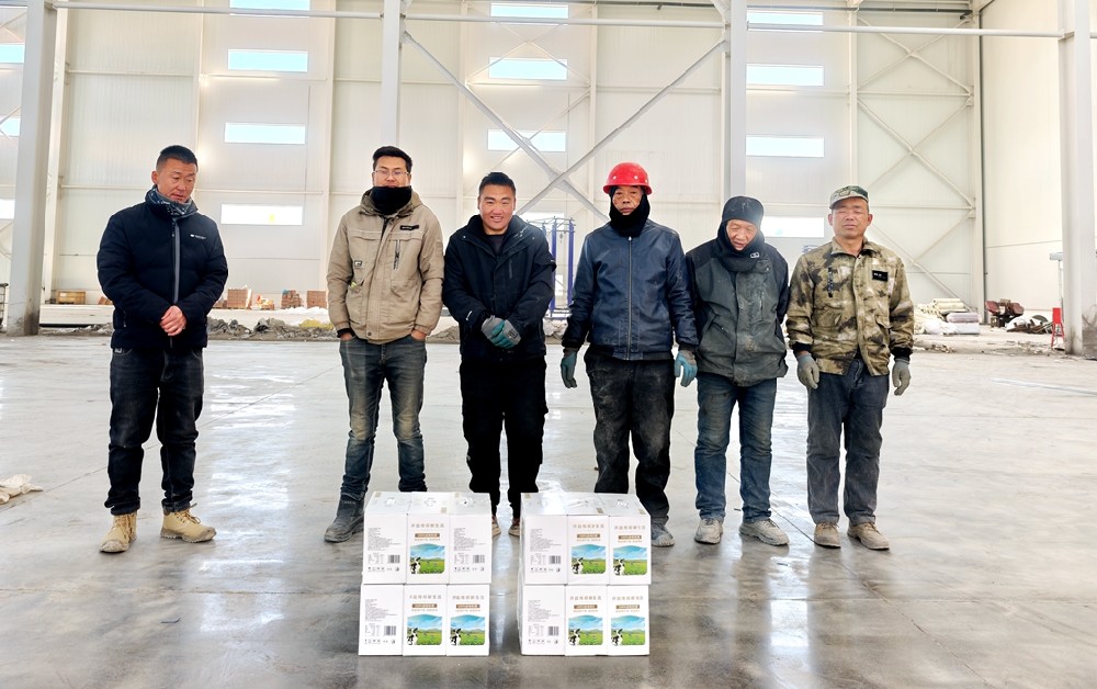 寒冬送暖鼓干劲,情系一线聚合力——甘肃传祁甘味乳业开展“冬送温暖”慰问活动