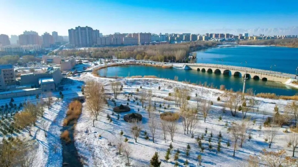 传祁牛奶里的冬日暖意